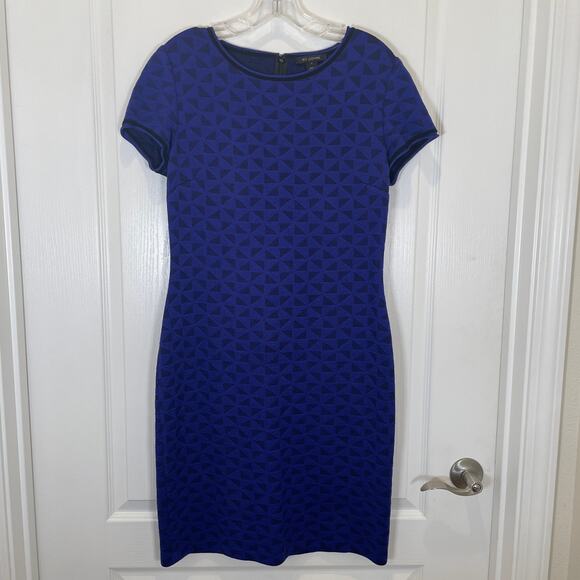 St. John Knit Sheath Dress Blue Geometric Print Wool Blend Short Sleeve 6 - Picture 2 of 6